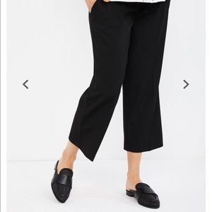 Black Under Belly Wide Leg Maternity Crop Pants